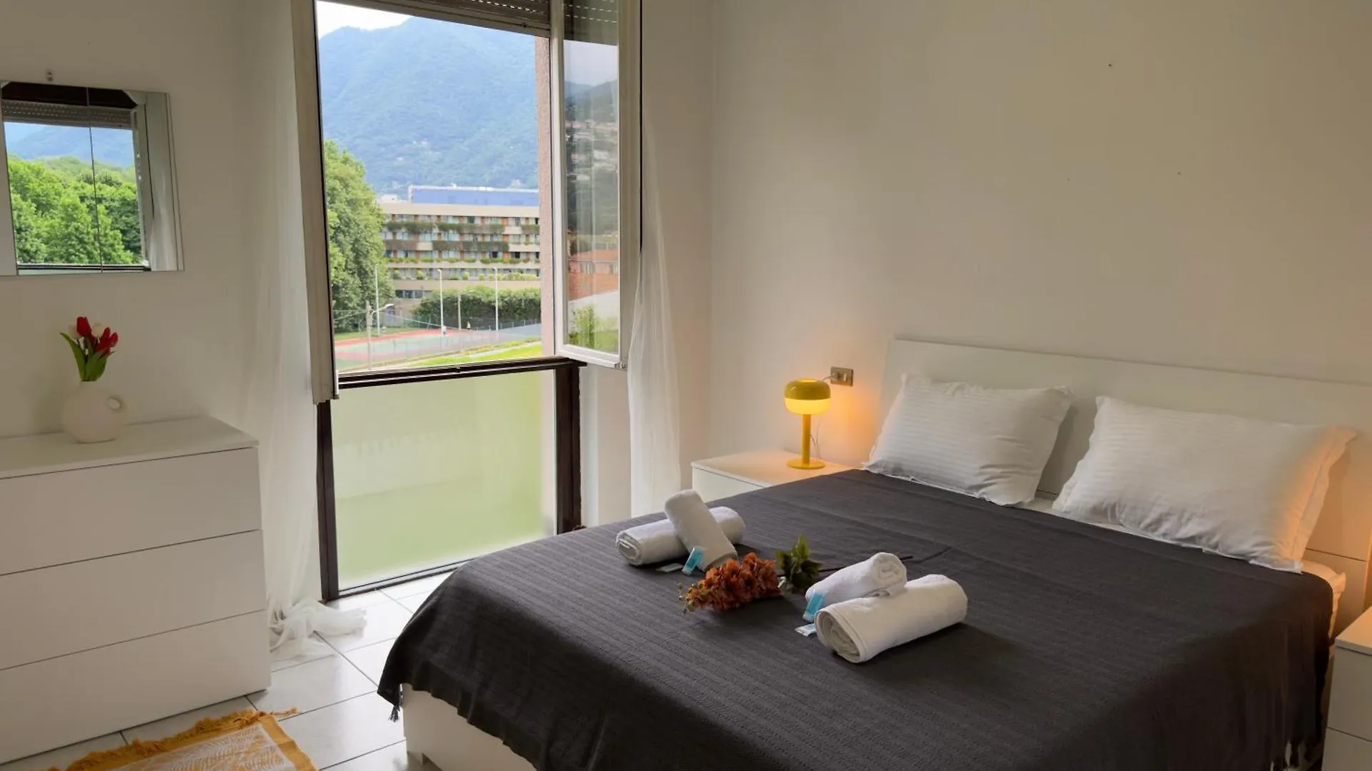 Tavernola Suites Como İtalya
