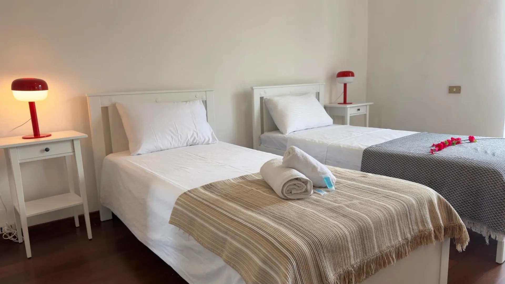 Tavernola Suites Como 0*,